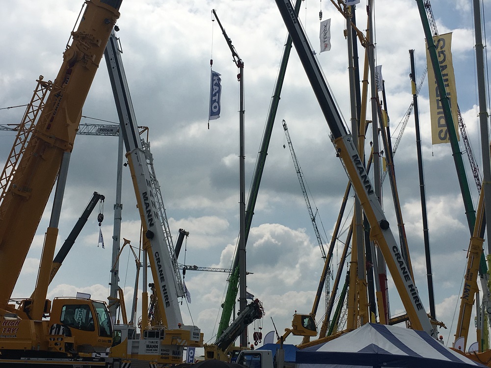 New, more modern cranes added to the Mann Crane fleet